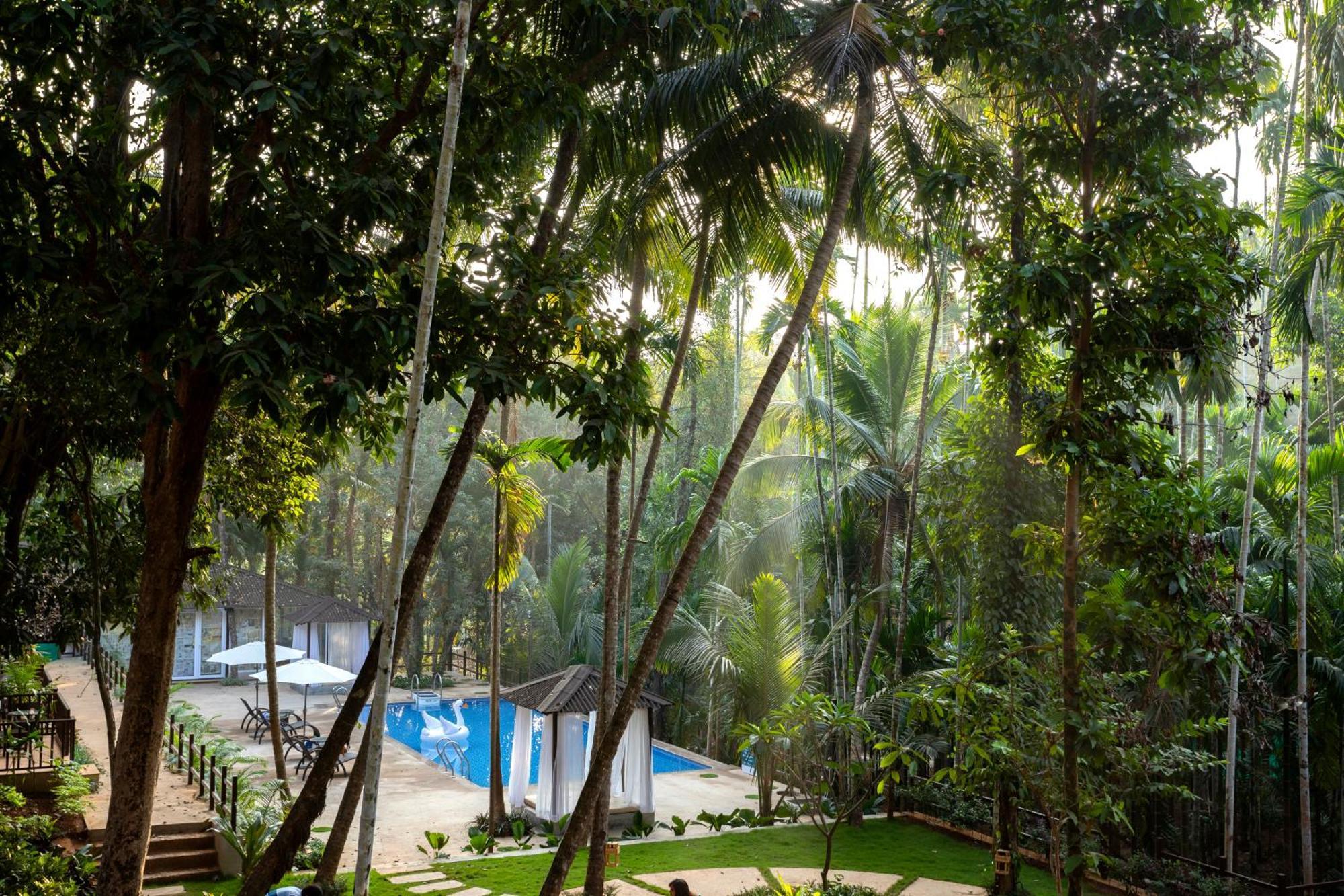 Stone Wood Premier Gokarna Hotel Gokarna  Exterior foto