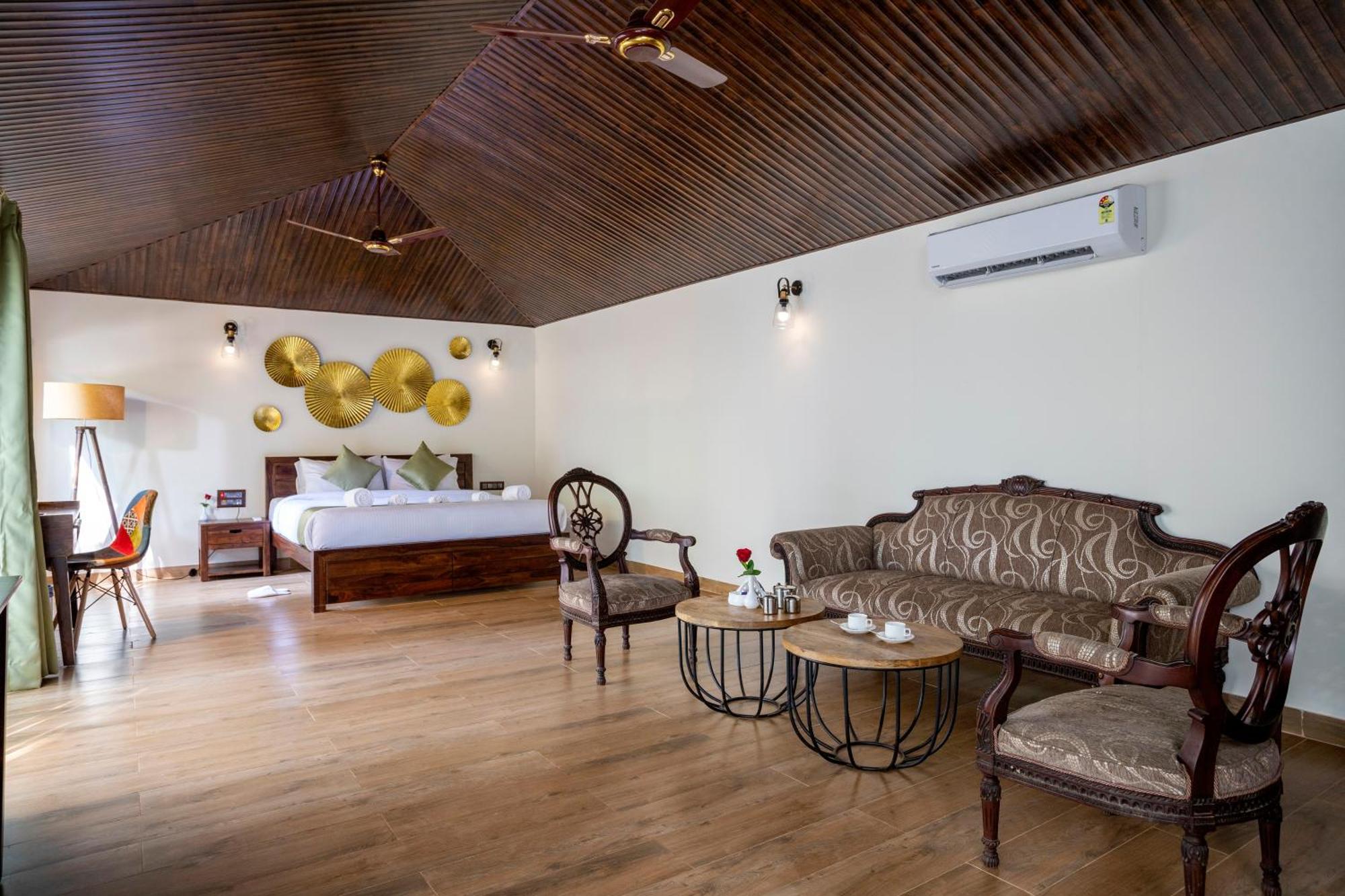 Stone Wood Premier Gokarna Hotel Gokarna  Exterior foto