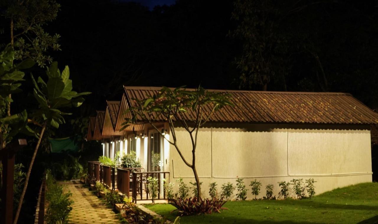 Stone Wood Premier Gokarna Hotel Gokarna  Exterior foto